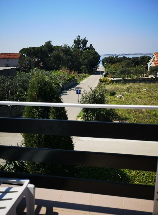 Apartman Milutin Vrsi Eksteriør billede